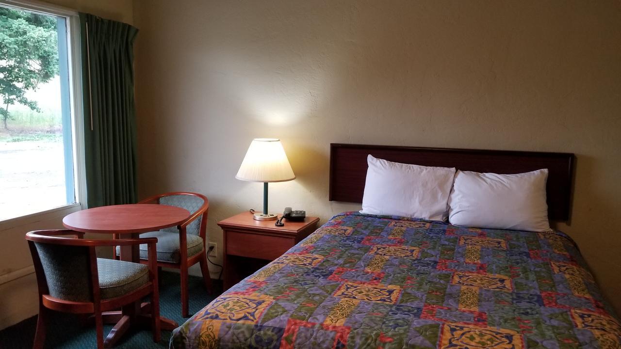 Quick Stop Motel Round Prairie エクステリア 写真